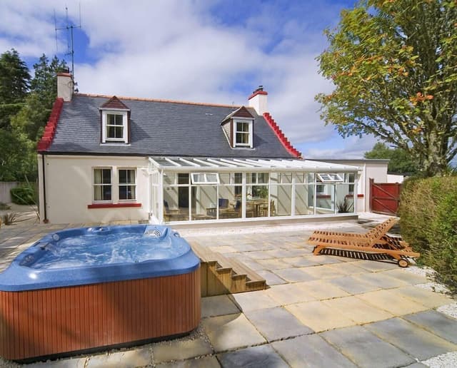 2 Bedroom Spa Cottage