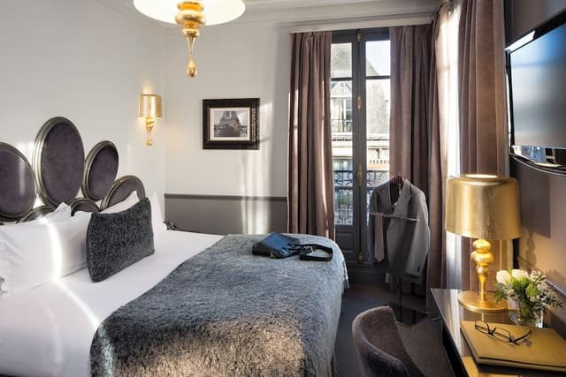 Deluxe Room, Balcony