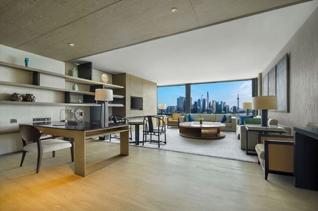 Bund Suite
