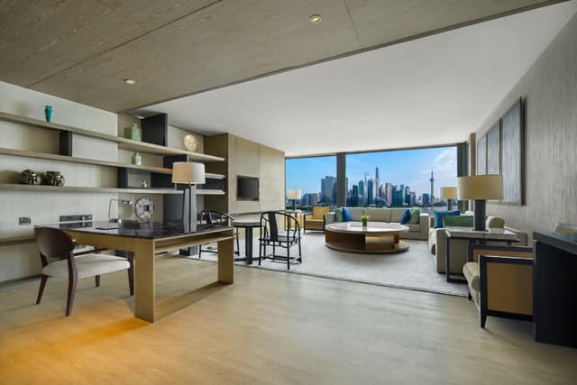 Bund Suite