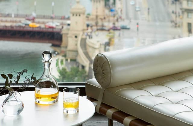 Club Suite, 1 Bedroom, River View