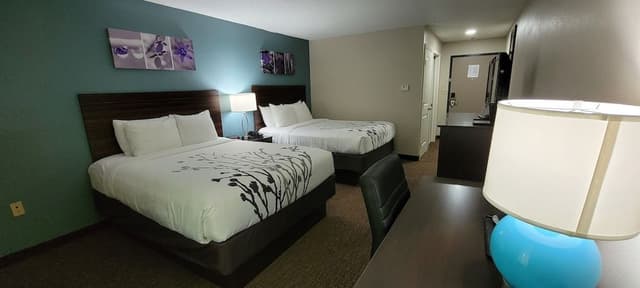 Standard Room, 2 Queen Beds, Non Smoking