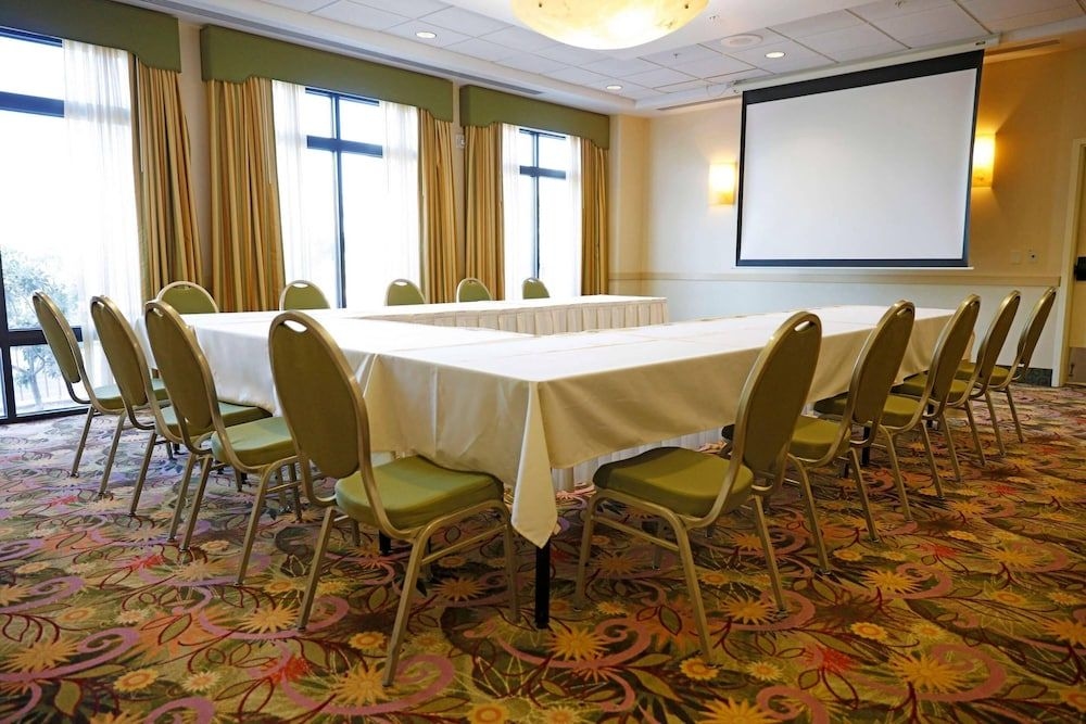 Radisson Hotel Yuma1