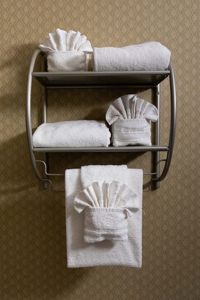 Standard Room, 2 Queen Beds, Non Smoking