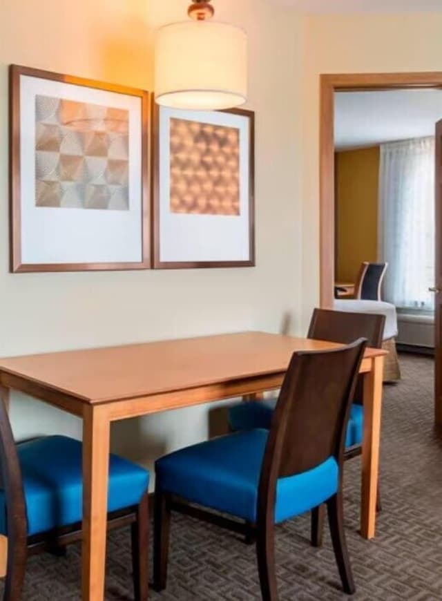 Suite, 2 Bedrooms (Hearing Accessible)