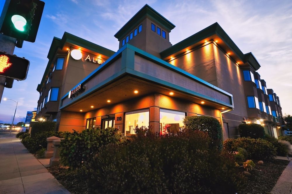 Ramada Limited San Francisco Airport West/San Bruno4