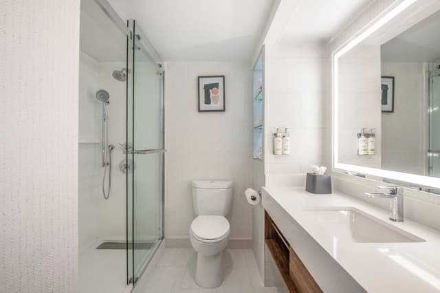 Suite, 1 King Bed (High Floor)