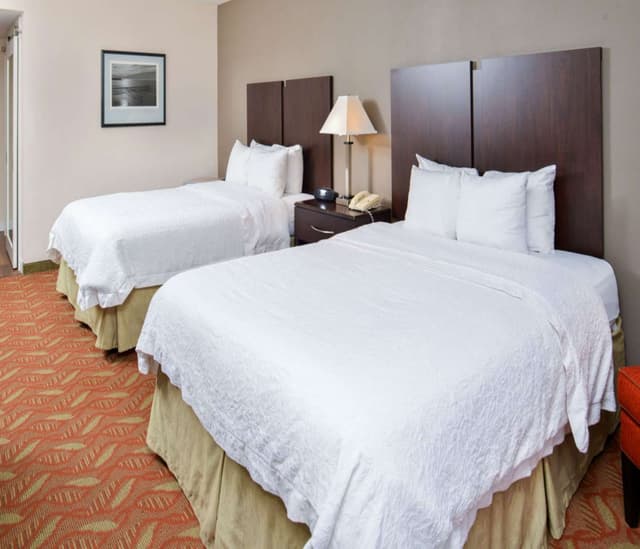 2 QUEEN BEDS NONSMOKING