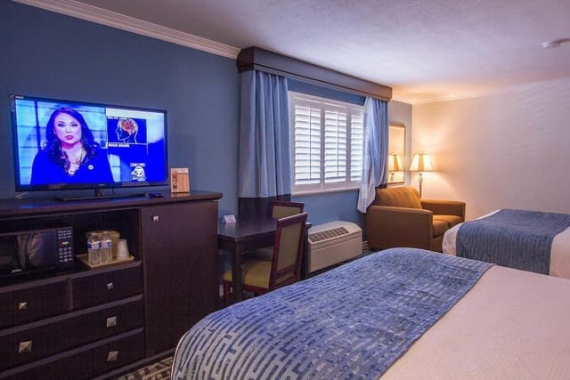 Family Room (sofa bed will only accommodate children 8 years or younger)