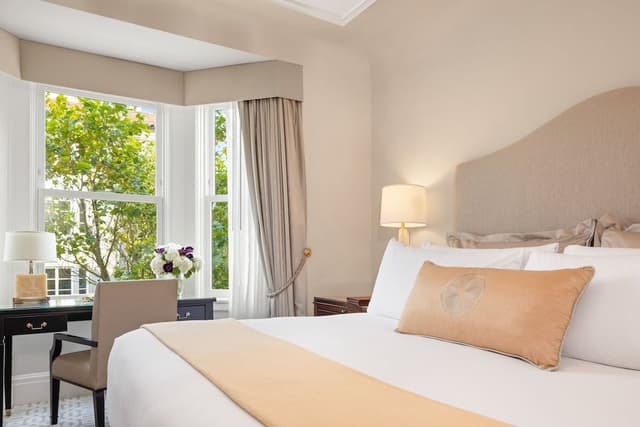 Main Level Guestroom