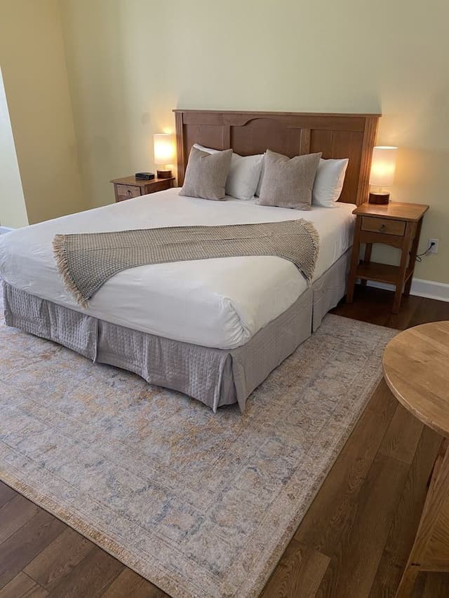 King Annex Room