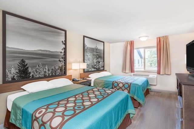 Room, 2 Queen Beds, Non Smoking (Dog-Friendly)