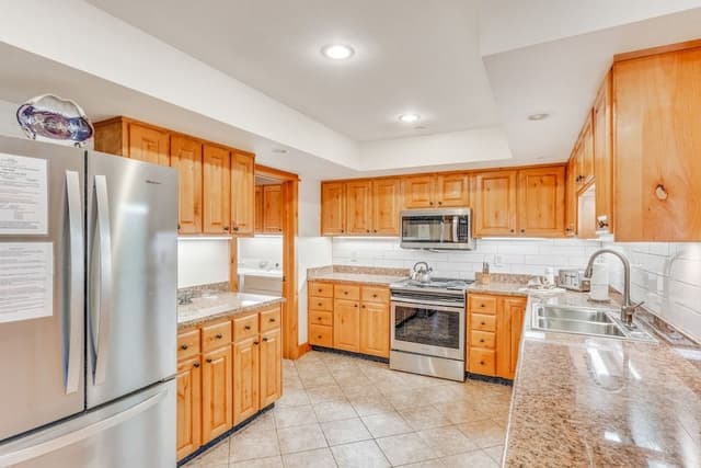 Condo, 4 Bedrooms
