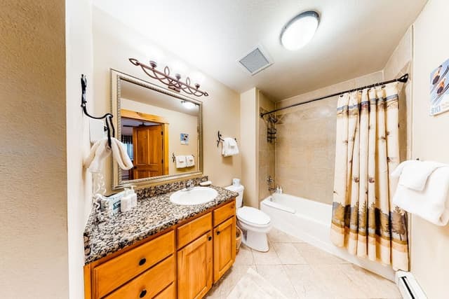 Suite, 2 Bedrooms (Deluxe)