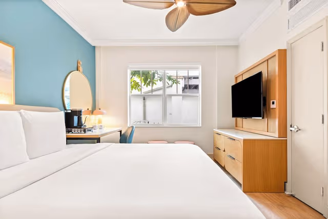 Deluxe Double Room, 1 King Bed, Accessible