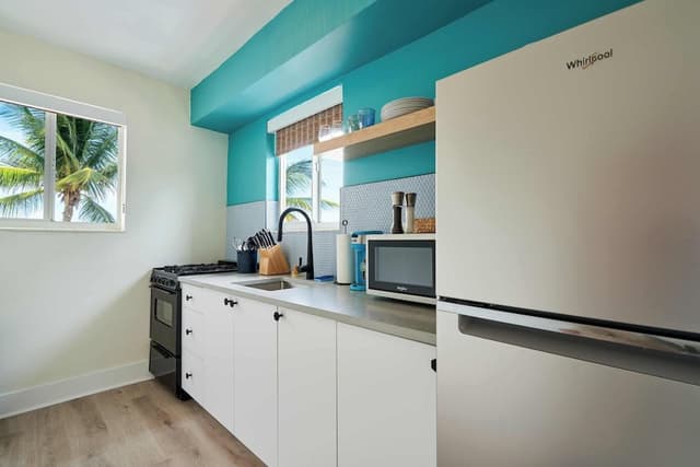 Deluxe Studio, Kitchenette