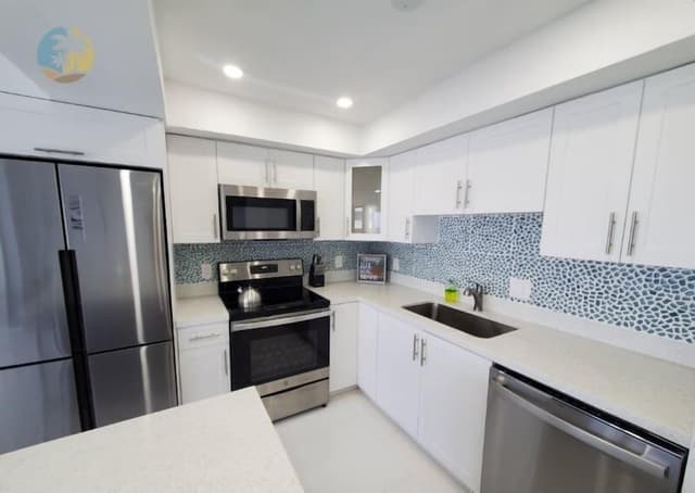 Apartment, 3 Bedrooms, Balcony, Ocean View