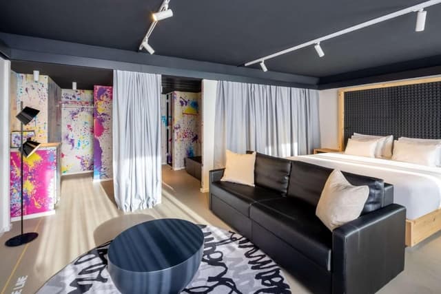 nhow Galery Suite