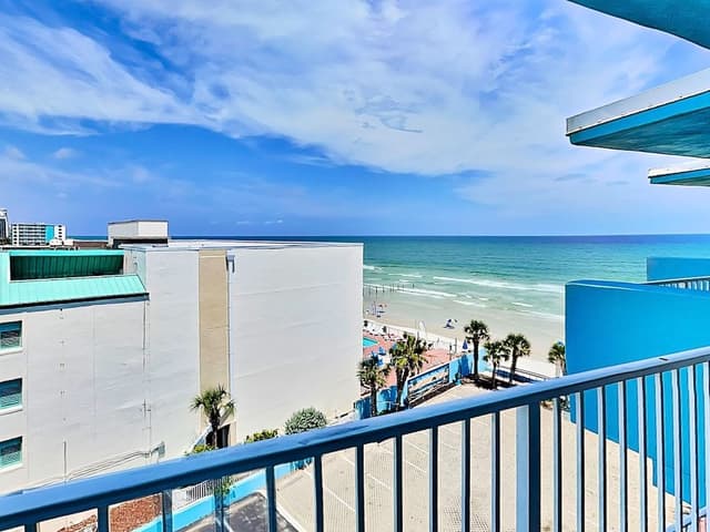 Condo (1 Bedroom)