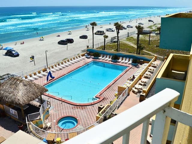 Condo (1 Bedroom)