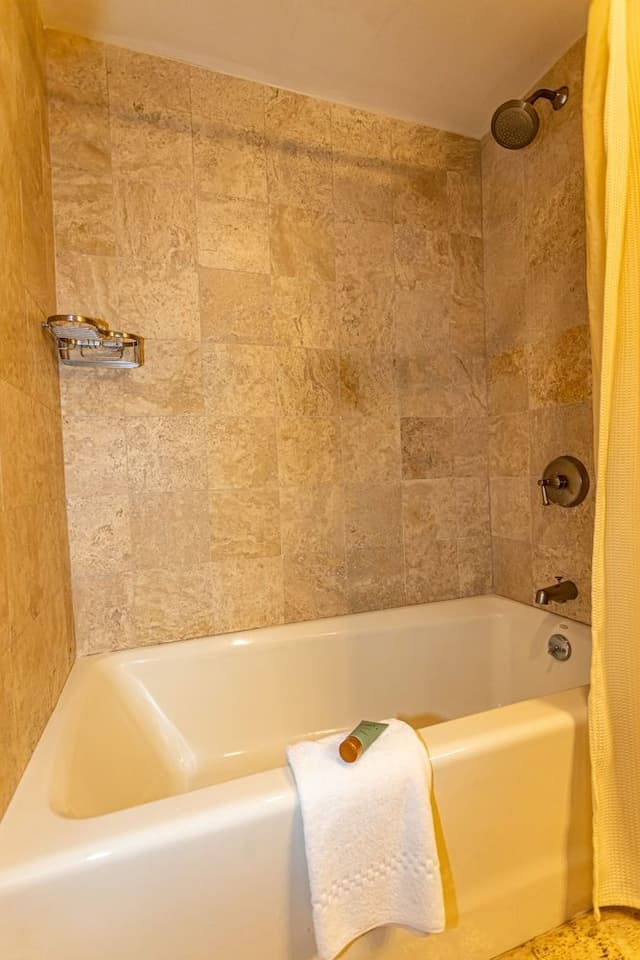 Lodge Standard King Room