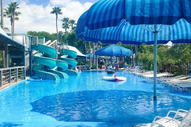 Condo, Multiple Beds (Emerald Grande W728)