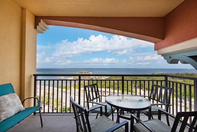 Condo, Multiple Beds (Emerald Grande W728)