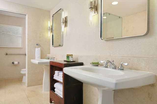 2 Bedroom Ocean View Penthouse