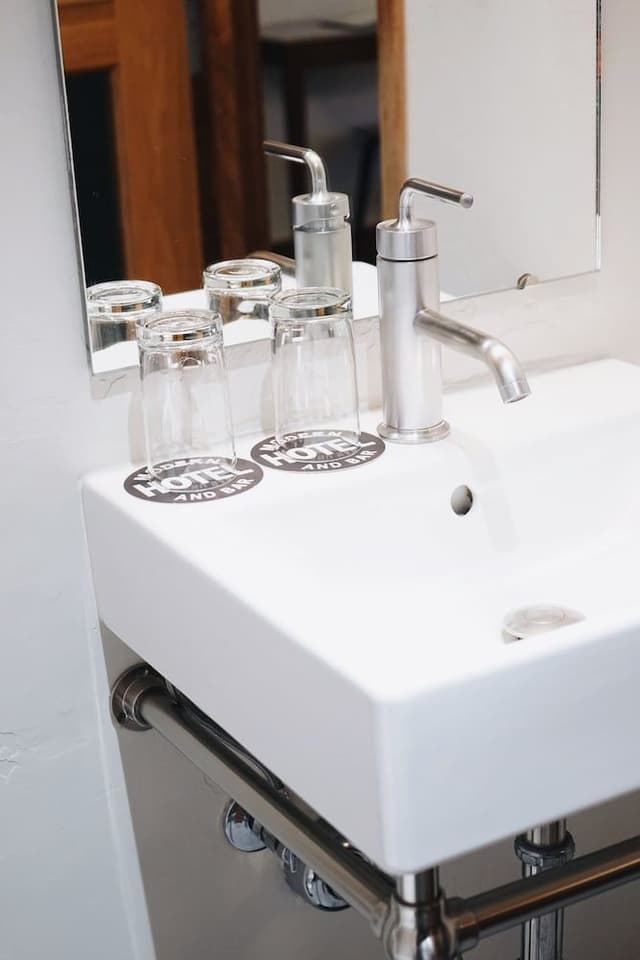 Design Suite, 1 Bedroom, Bathtub