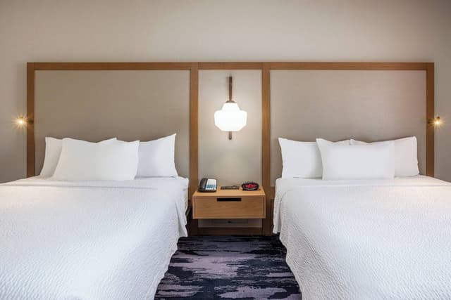Room, 2 Queen Beds (Mobility/Hearing Accessible, Tub)