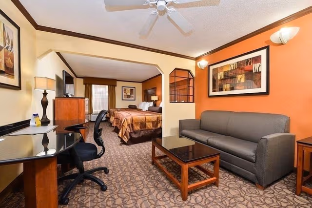 Suite, 2 Queen Beds, Non Smoking, Refrigerator & Microwave (with Sofabed)
