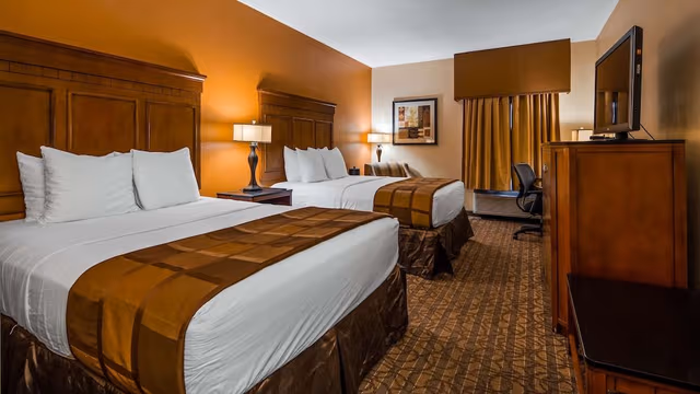 Standard Room, 2 Queen Beds, Non Smoking, Refrigerator & Microwave