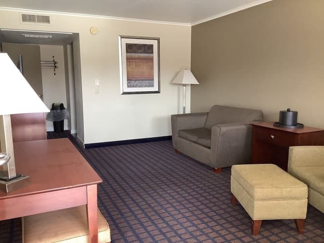 Double Queen Apt (DQQA)