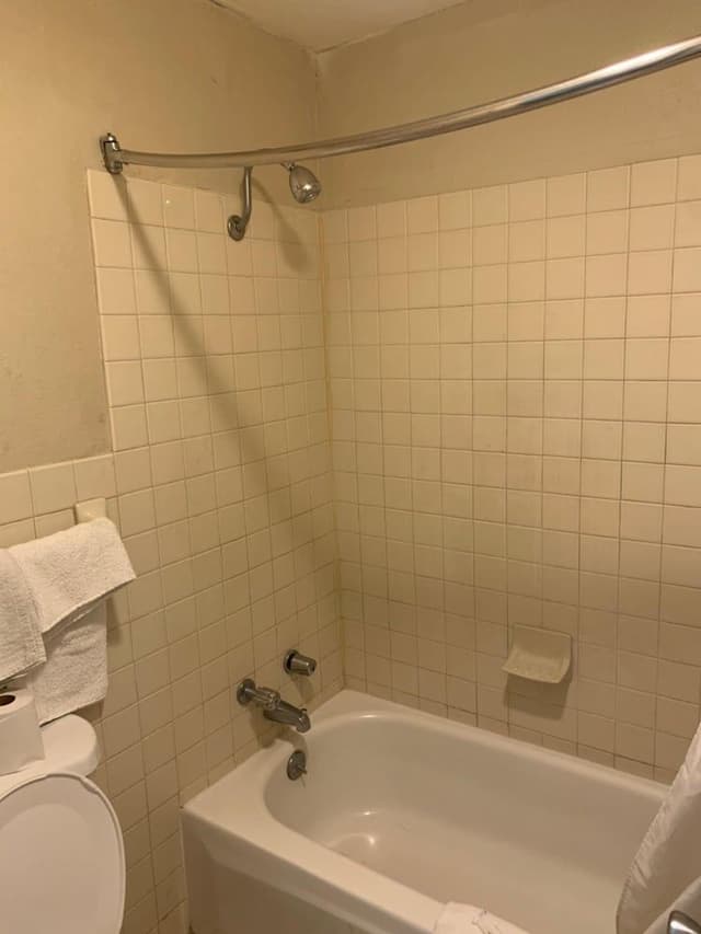 Standard Single Room, 1 King Bed, Smoking