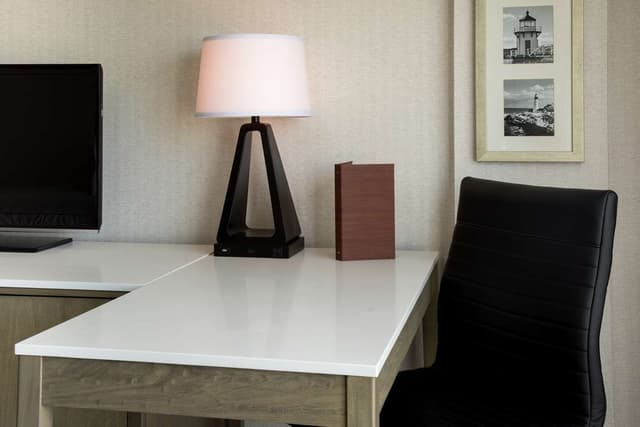 1 KING JUNIOR SUITE - PREMIUM FLOOR