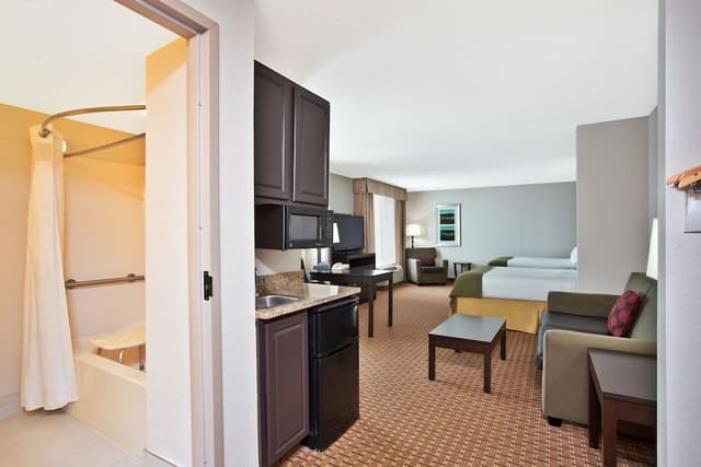 Standard Room, Multiple Beds