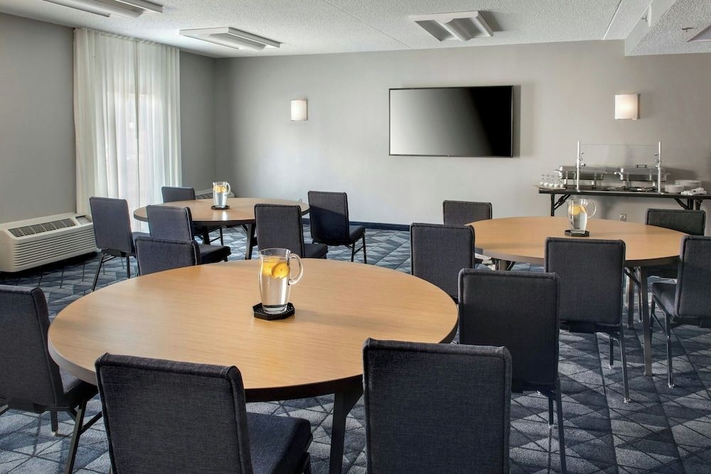 คอร์ทยาร์ดบายแมริออท แอนนาโพลิส (Courtyard by Marriott Annapolis)2