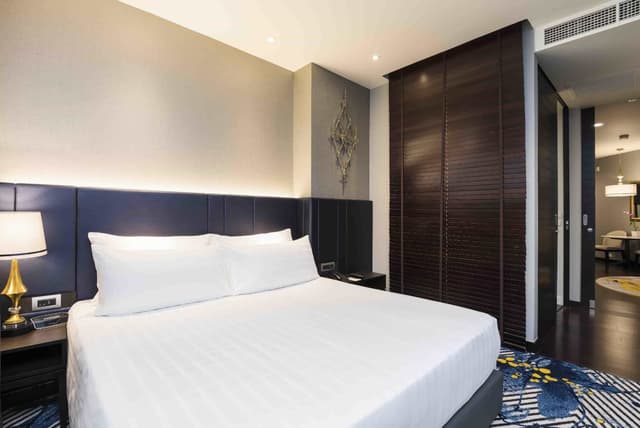 Grand Suite 1 Bedroom River View