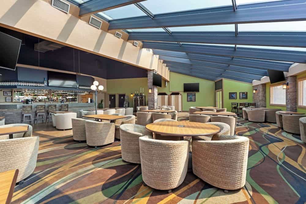 Best Western Plus Mirage Hotel & Resort
