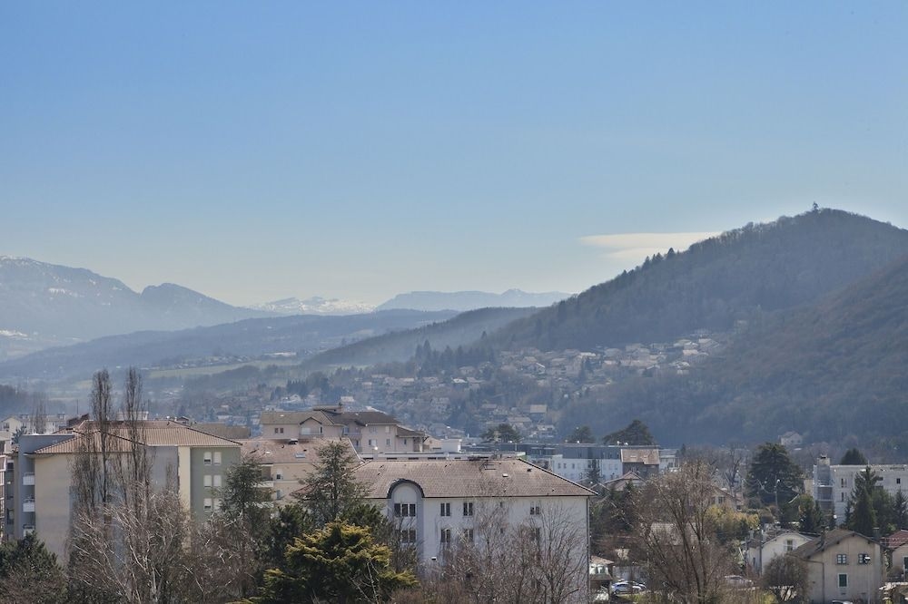 Park and Suites Annemasse0