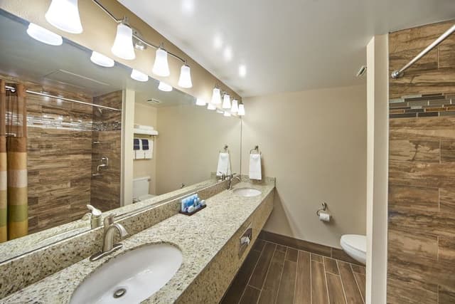 Regal Suite