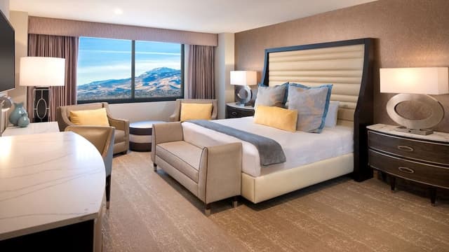 Sierra King Room
