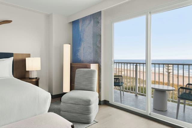 Room, 2 Queen Beds, Balcony, Oceanfront