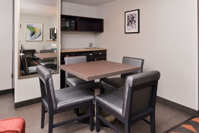 Suite, 1 King Bed with Sofa bed (Wet Bar)