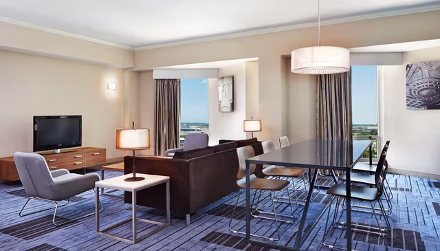 1 KING BED 1 BEDROOM EXECUTIVE SUITE