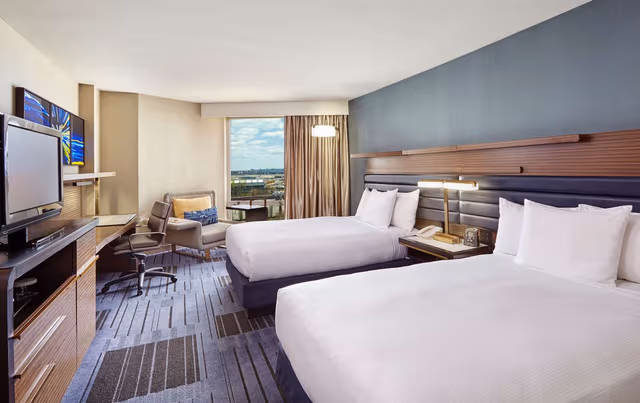 2 DOUBLE BEDS DELUXE ROOM