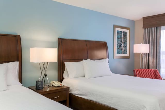 2 QUEEN BEDS NON-SMOKING