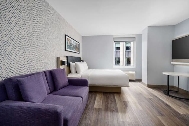 Studio Suite, 1 King Bed