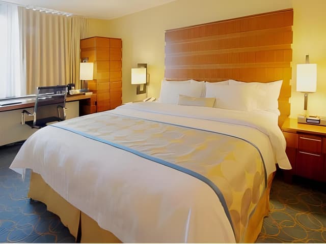 Guest Room, 1 King