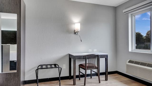 Junior Suite, Non Smoking (2 King Beds)